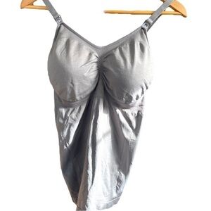 Hofish seamless nursing tank, size XL, nylon/spandex, removable pads, not worn